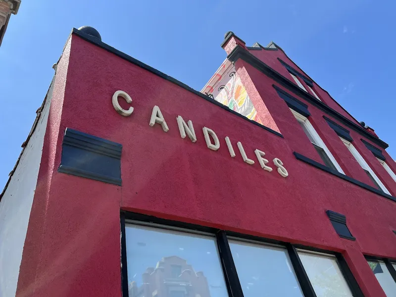 Los Candiles Restaurant