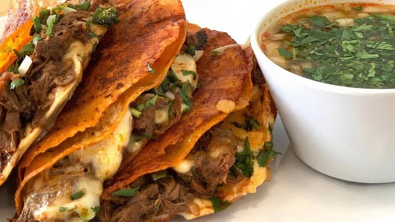 mexican restaurants TTS Tacos & Tortas in Irving Park