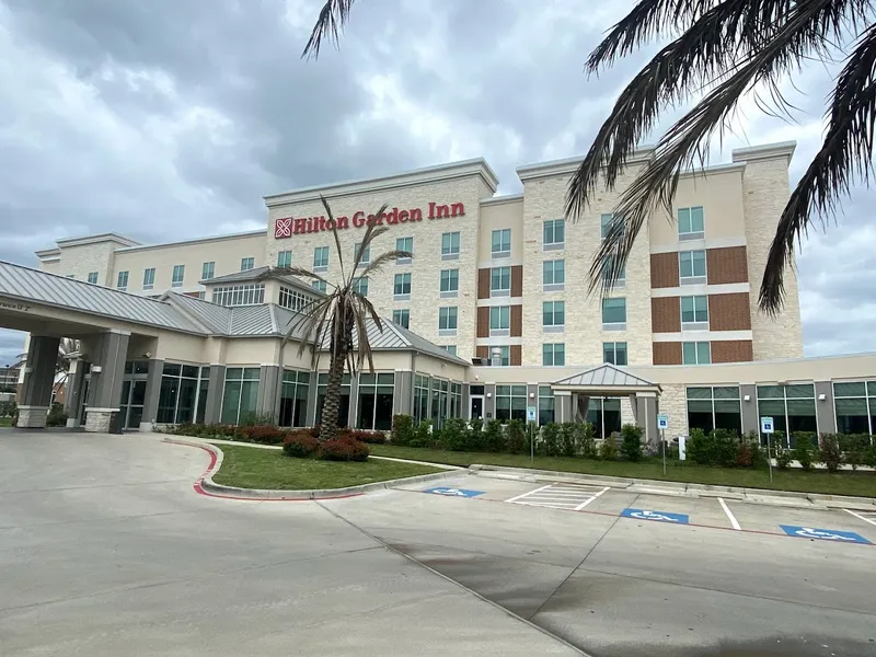 Hotels with EV charging Hilton Garden Inn Houston Hobby Airport