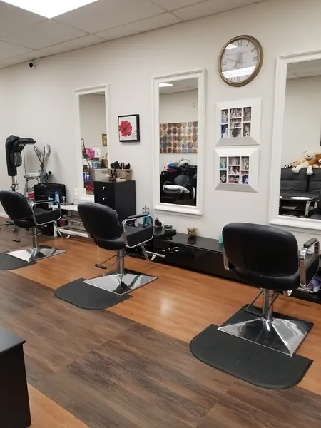 hair salons Beautiful Hair Salon 뷰티플 헤어살롱(구 변신정헤어)