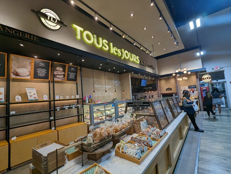 bakeries Tous Les Jours