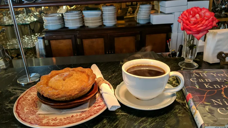 coffee shops Spinning J Bakery and Soda Fountain