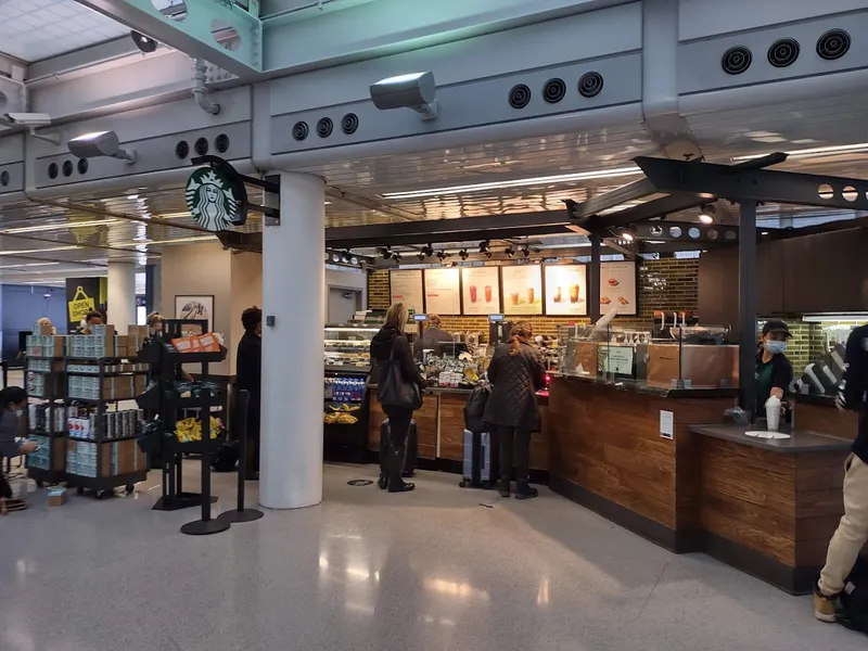 coffee shops Starbucks in O'Hare