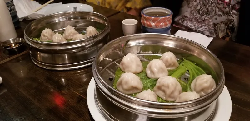 Dumplings restaurants Mein