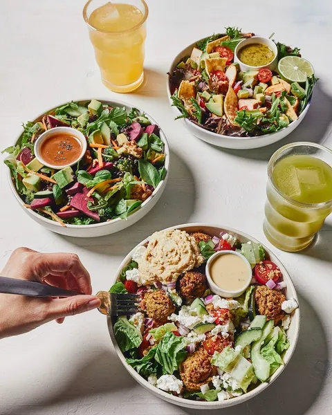 salads sweetgreen