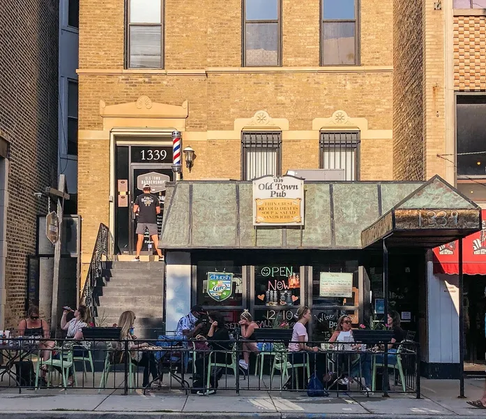 bars Old Town Pub