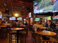 Top 15 bars in Greenway Houston