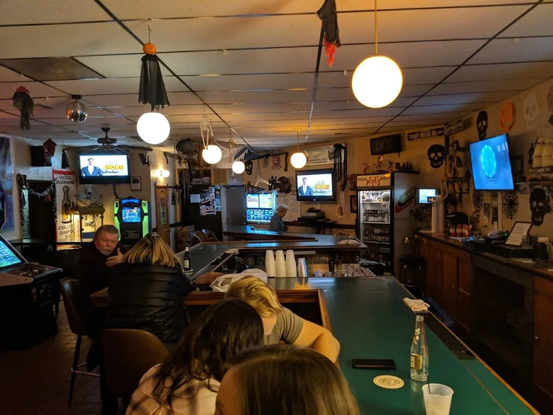 Best of 17 bars in Irving Park Chicago
