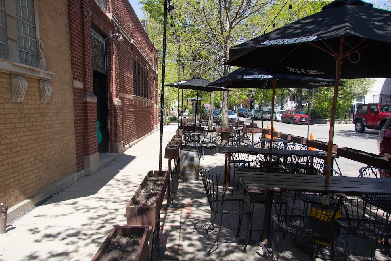 Best of 16 bars in Roscoe Village Chicago