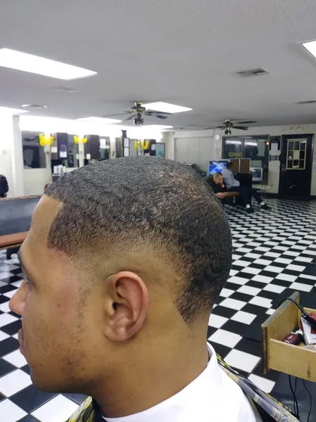 barber shops CutttGame713 in Brays Oaks