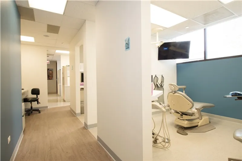 dental clinics Damen North Dental Group Ltd