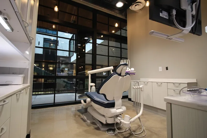 dental clinics Bayou City Smiles