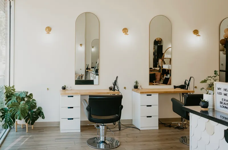 hair salons Kingwood Salon & Spa