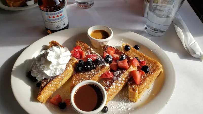 avocado toast Breakfast House in Lake View