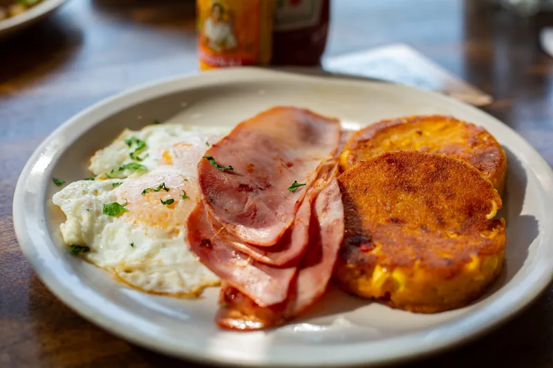 avocado toast Breakfast House & Coffee Bar in Lake View