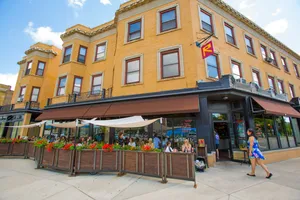 kid-friendly restaurants in Logan Square Chicago