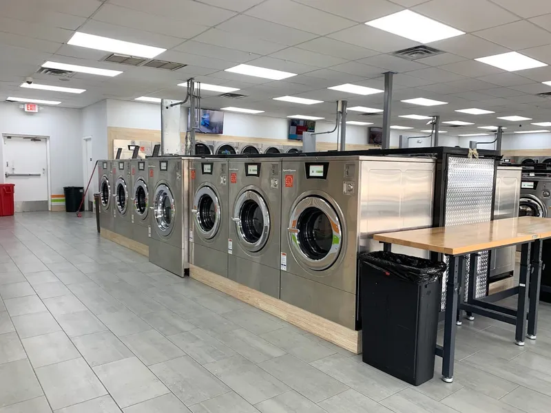 dry cleaning Laundry-4U in Alief