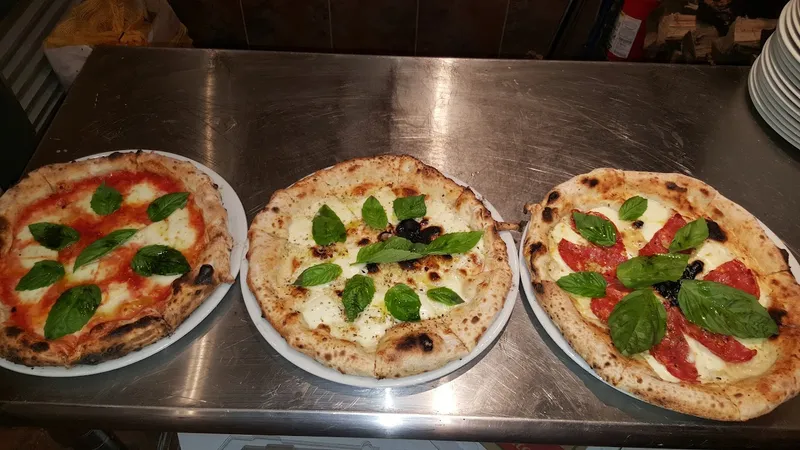 delivery restaurants La Crosta Woodfire Pizzeria Italiana