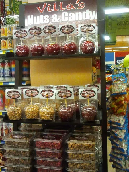 candy stores Villa's Nuts & Candy