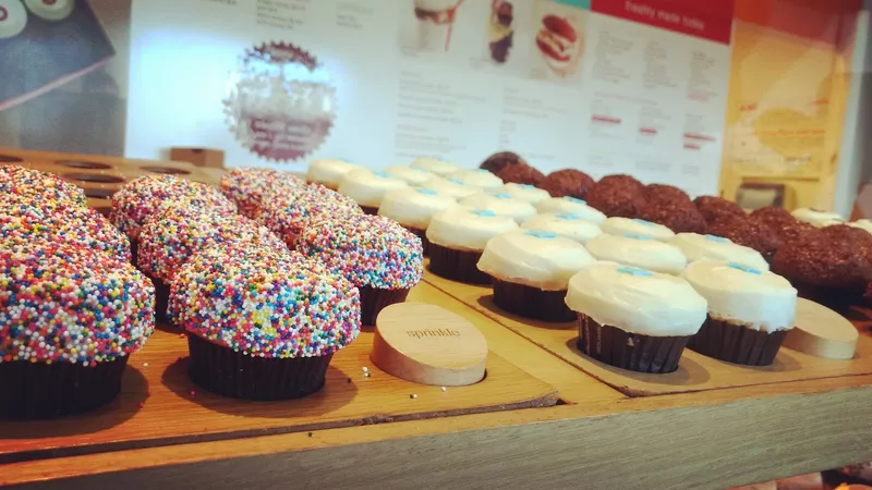 shops for birthday cupcakes Sprinkles Houston Westheimer