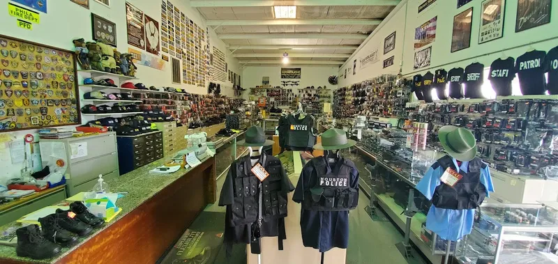 uniform stores Discount Uniform International - DUI INC