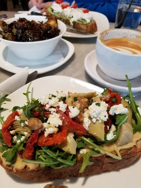 avocado toast Common Bond Bistro & Bakery - Montrose