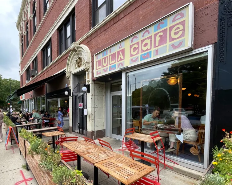 outdoor dining Lula Cafe in Logan Square