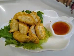 garlic bread in Chinatown Chicago