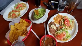 Top 10 nachos in Lincoln Square Chicago