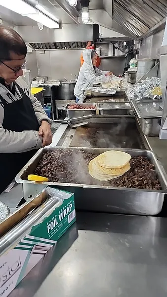 Nachos El Taconazo (Food Truck)