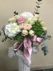 Best of 10 florist in Belmont Central Chicago