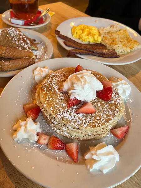 strawberry cake Pancake Café Wrigleyville | Breakfast, Brunch, & Lunch in Lake View