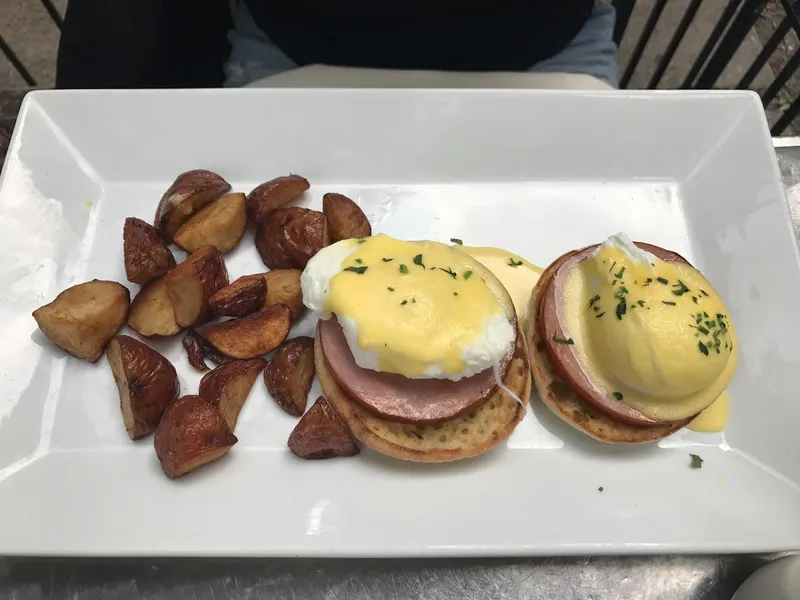 egg sandwich Einstein Bros. Bagels