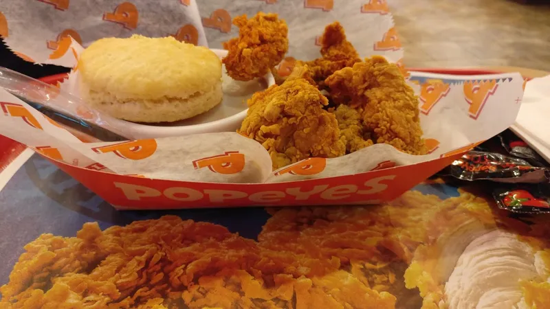 chicken tenders Popeyes Louisiana Kitchen in Greater Greenspoint