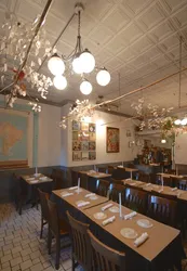 Top 18 BYOB restaurants in Lake View Chicago