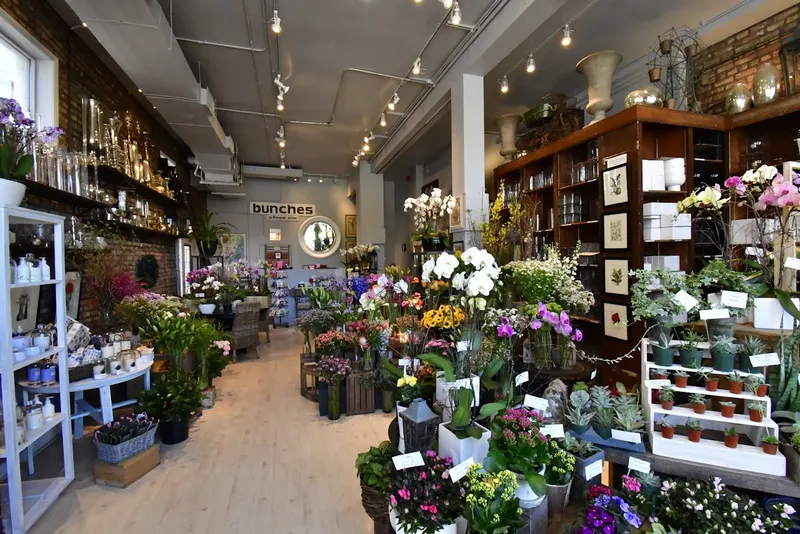 florist Bunches (a flower shop)