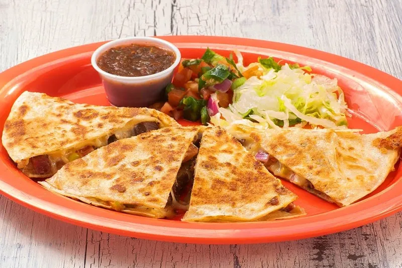 chicken quesadilla Ojos Locos Memorial Houston