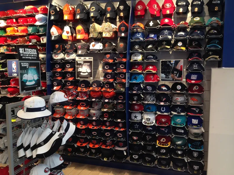 hat stores Lids