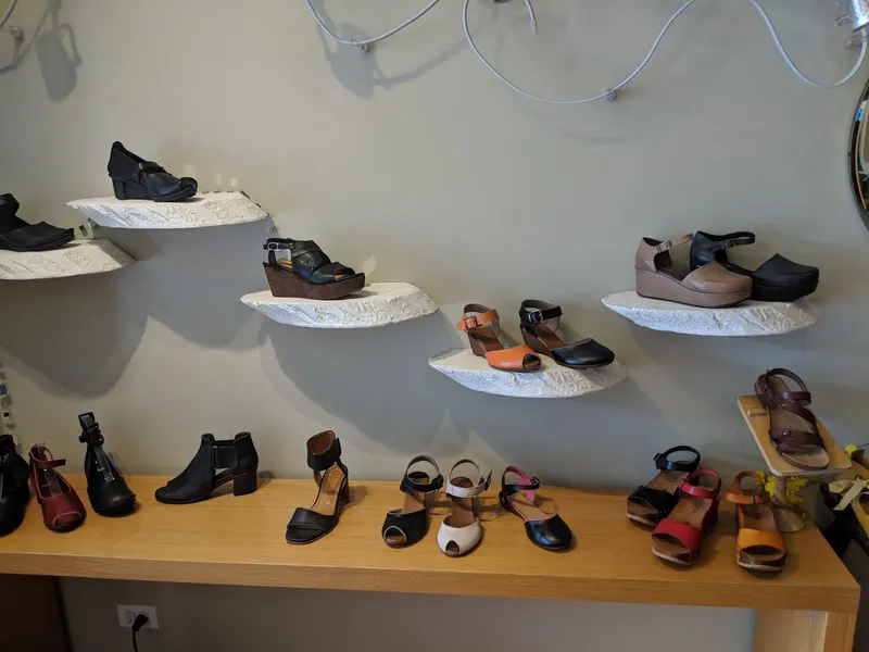 womens shoe stores DSW Designer Shoe Warehouse