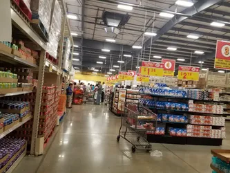 Best of 11 grocery stores in Brays Oaks Houston