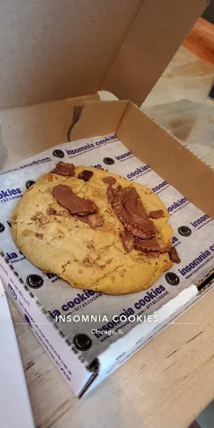 banana puddings Insomnia Cookies