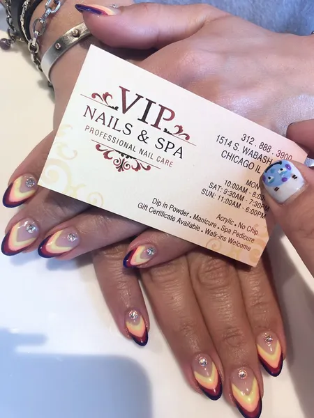 nail salons VIP Nails Spa in South Loop