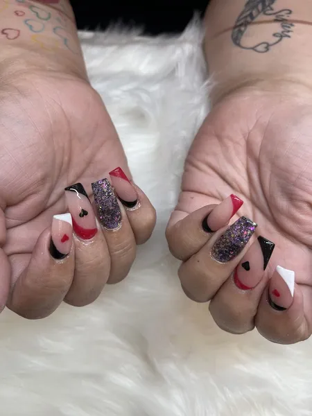 nail salons Crystal Nails & Spa in Greater Greenspoint