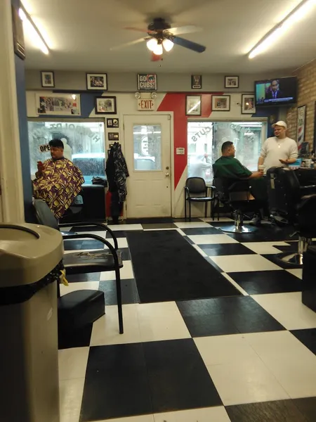 barber shops Humboldt Cuts