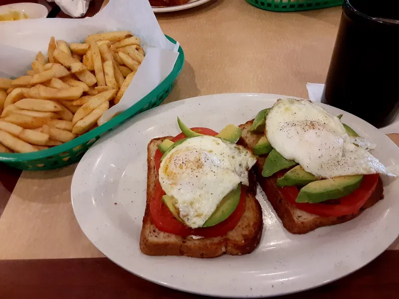 egg sandwich Hanz Diner