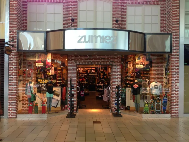 skate shops Zumiez