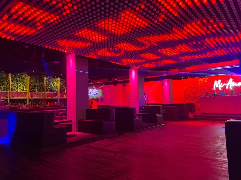 nightclubs Mi Amor - Hottest Latin Club in Downtown Houston