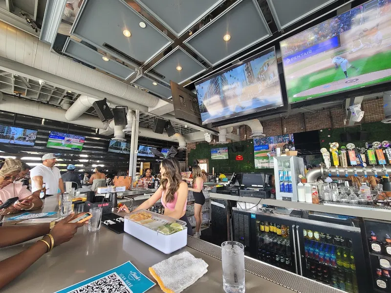 sports bars Clutch in Washington Avenue Coalition