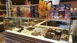 Top 25 chocolate shops in Chicago