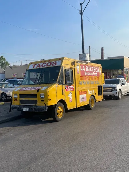 food trucks La Mixteca Food Truck at Archer